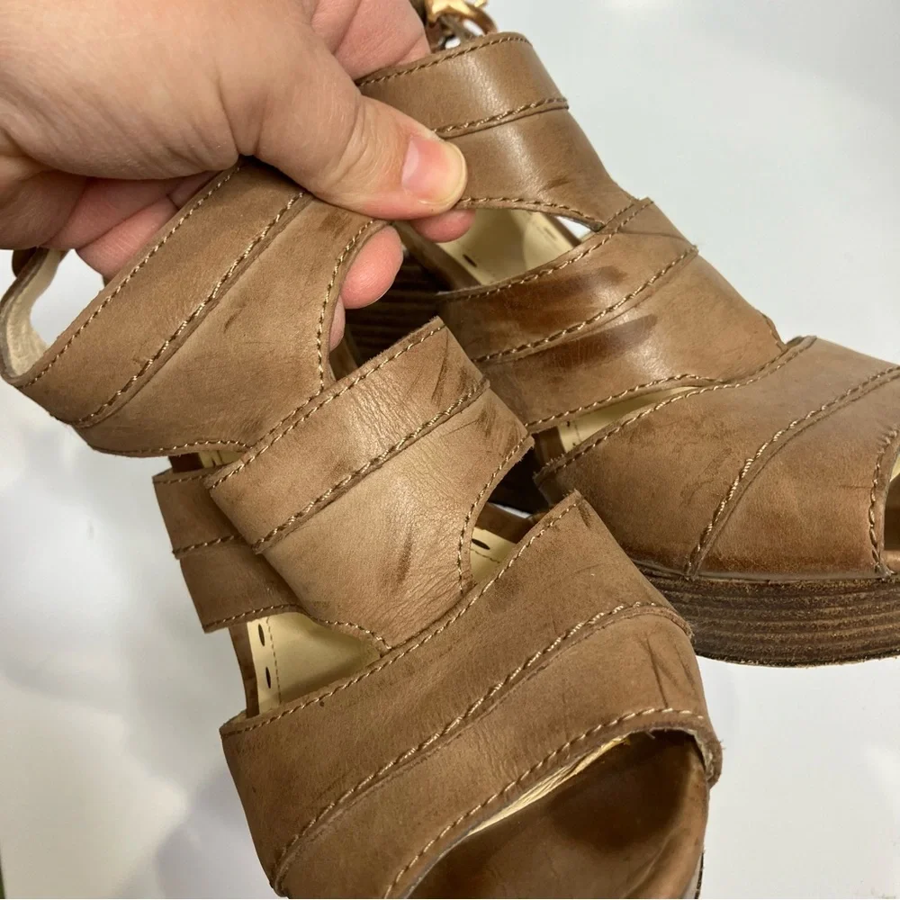 Coach Jazlyn tan leather wedge sandals women’s‎ size 9.5 gladiator casual